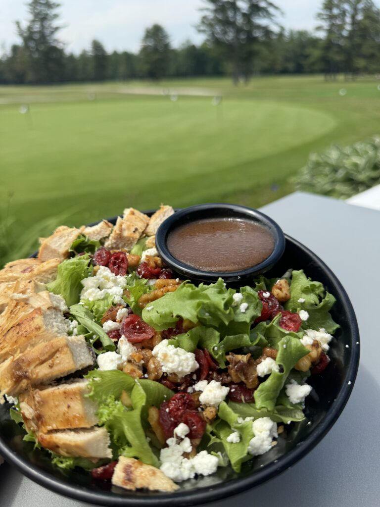 The Maplewood Grill Room serves lunch in Bethlehem, NH.